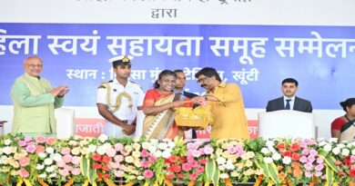 नये संसद भवन के उद्घाटन को लेकर, विपक्षी दलों के बयान को आप अपनी चेतना के अनुसार स्वीकार करेंगे या अस्वीकार, मैं इसे आप पर छोड़ता हूं