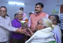 मुख्य निर्वाचन पदाधिकारी ने जमशेदपुर में बुजुर्ग मतदाताओं से मुलाकात करने के बाद कहा, देश निर्माण में वरिष्ठ मतदाताओं के वर्षों के योगदान को भुलाया नहीं जा सकता