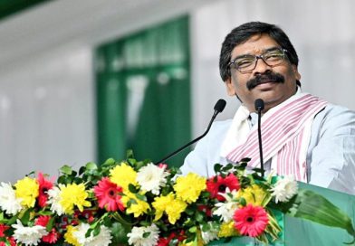 भाजपा ने कभी भी गरीब-गुरबा को मदद नहीं पहुंचाया, इसी वजह से उनके साथ न तो आदिवासी, न गरीब, न दलित, न पिछड़ा, न किसान, न युवा और न महिला है, उनके साथ सिर्फ पूंजीपतियों का जमावड़ा हैः हेमन्त