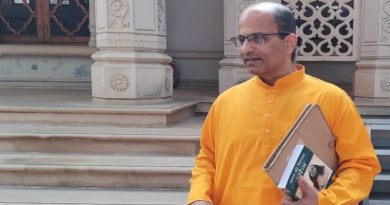 हम ईश्वर के ही अंश हैं, उसी में हमें समाहित हो जाना हैं, इसलिए भजन-गायन को अपने दिनचर्या में शामिल करेंः ब्रह्मचारी शांभवानन्द