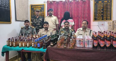हुसैनाबाद के एक किराना दुकान से भारी मात्रा में अवैध शराब बरामद, एक गिरफ्तार
