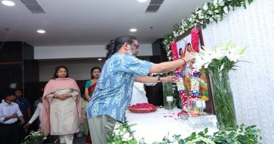 हूल आंदोलन के महानायक सिदो-कान्हु एवं चांद-भैरव को मुख्यमंत्री हेमंत सोरेन ने दी श्रद्धांजलि
