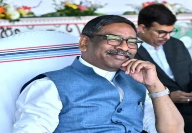 प्रिंट व इलेक्ट्रॉनिक मीडिया द्वारा फैलाये गए झारखण्ड से संबंधित राजनीतिक अफवाहों पर ध्यान न दें, बल्कि इनकी मूर्खता का सिर्फ आनन्द लीजिये, क्योंकि विद्रोही24 कह रहा – हेमन्त सोरेन झूकनेवाले नहीं हैं