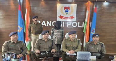 रांची के खादगढ़ा बस स्टैंड में बसों में आग लगानेवाले व्यक्ति को रांची पुलिस ने किया गिरफ्तार