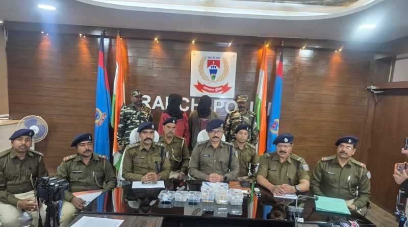 नामकुम थाना क्षेत्र में गृहभेदन व चोरी के तीन कांडों का उद्‌भेदन अपराधियों की गिरफ्तारी एवं चोरी गये सामान की बरामदगी