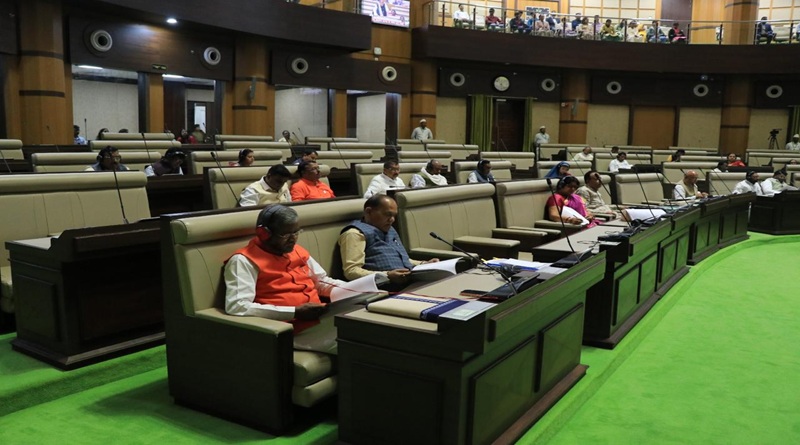 नीरा यादव ने अबुआ आवास, डीएमएफटी फंड व वन भूमि मुद्दों पर सरकार को घेरा, 49 अंचलों में रिक्त सीओ के पद का मामला भी उठा