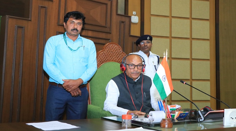 इस बार का झारखण्ड विधानसभा का बजट सत्र सदन के विलम्ब से चलने का रिकार्ड बनने व प्रश्नकाल में माननीयों की अनुपस्थिति के लिए जाना जायेगा