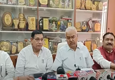 सुप्रसिद्ध समाजसेवी विजय झा की धनबाद जिला प्रशासन को चेतावनी, कतरास के डीएवी विद्यालय के शिक्षकों का शीघ्रातिशीघ्र वेतन भुगतान कराए जाएं, अन्यथा वे स्वयं विद्यालय के मुख्य द्वार पर करेंगे सत्याग्रह