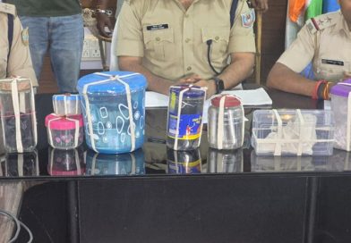 रांची विधानसभा थाना क्षेत्र से नशे के दो कारोबारी ब्राउन शुगर एवं हथियार के साथ गिरफ्तार