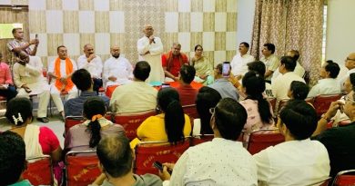 समीक्षा बैठक में ‘रेल यात्री संघर्ष समिति’ के नाम पर मुहर, शिवशंकर सिंह होंगे संयोजक, सरयू का बयान – मालगाड़ियों की संख्या बढ़े या घटे, अहम है यात्री ट्रेनों का समय पर पहुंचना