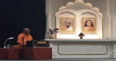 भगवान नाम-जप शरीर, मन और आत्मा को ब्रह्माण्डीय चेतना से भर देता है, इसलिए प्रभु को भक्ति-भाव के साथ मन की गहराइयों से भजियेः स्वामी अमरानन्द