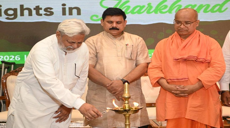रांची के बीएनआर होटल में पर्यावरण संरक्षण को लेकर हुए सेमिनार में मंत्री सतीश चंद्र दुबे ने कहा, विकास और पर्यावरण संरक्षण के मध्य संतुलन स्थापित करना समय की सबसे बड़ी आवश्यकता