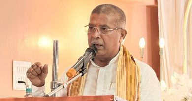 “जीतकर हारने वाले को तो बाजीगर कहते हैं… लेकिन जो अपनी ज़मानत ज़ब्त कराकर, चुनाव में खुद तीन हज़ार वोट न लाकर भी, बिना जनाधार के भाजपा का सूबेदार बन जाय उसे आदित्य साहू कहते हैं”
