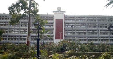 बड़े पैमाने पर पदों के रिक्त होने के बावजूद, कार्मिक विभाग में पिछले एक साल से पदस्थापन के इंतजार में बैठे हैं 60-65 प्रशासनिक अधिकारी, सरकार इन्हें बैठे-बैठाये दे रही लाखों के वेतन, कोई काम नहीं ले रही