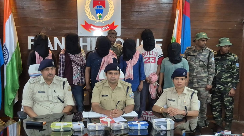 डोरण्डा थानान्तर्गत वाजपेयी पथ के बंद घर में चोरी करनेवाले सारे सात अपराधियों को रांची पुलिस ने किया गिरफ्तार, जेवरात बरामद