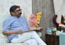 झारखंड में पड़ रही भीषण गर्मी को देखते हुए CM हेमन्त सोरेन ने अधिकारियों से कहा – सभी सरकारी कार्यालयों के बाहर एवं सार्वजनिक स्थलों पर आम जनों के लिए पेयजल की समुचित व्यवस्था सुनिश्चित करें
