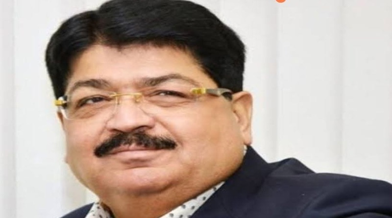 ये वही परिमल नाथवानी हैं जिनकी सांसद आदर्श ग्राम योजना बड़ाम में मात्र छह से आठ साल में ही टें बोल दी, फिर भी यहां के विधायकों व पत्रकारों के लिए पता नहीं कैसे वो युगद्रष्टा बने हुए हैं?