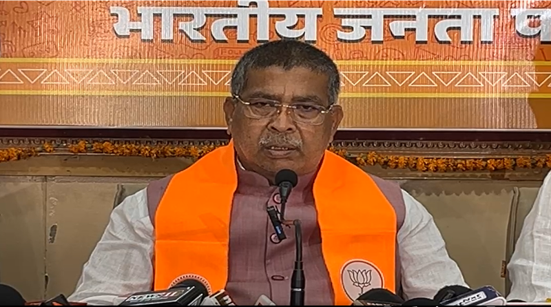 लगता है भाजपा प्रदेश अध्यक्ष आदित्य साहू पार्टी को ले डूबेंगे, इन्हें तो अपने ही नेता अटल बिहारी वाजपेयी के ऐतिहासिक भाषण के बारे में सही-सही पता नहीं हैं