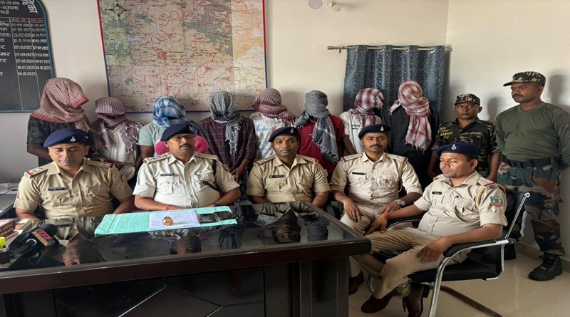मांडर सामूहिक दुष्कर्म कांड में बड़ी कार्रवाई, महज आठ घंटे में आठ आरोपी गिरफ्तार, एक विधि-विरुद्ध किशोर निरुद्ध