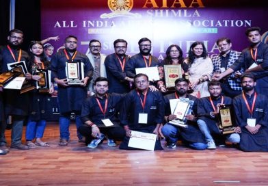 राष्ट्रीय नाट्य प्रतियोगिता में पलामू की धूम, सात पुरस्कार जीतकर मासूम ने लहराया झारखंड का परचम, सैकत चट्टोपाध्याय बने बेस्ट एक्टर, मुनमुन चक्रवर्ती को मिला बेस्ट एक्ट्रेस का सम्मान