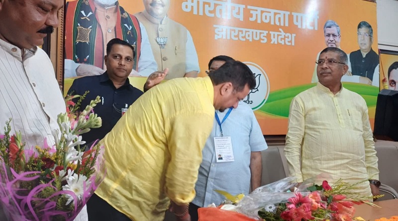 परिमल नाथवानी भगवान की जीत से भाजपा, जदयू, लोजपा, आजसू, कांग्रेस ही नहीं, बल्कि झारखण्ड के प्रमुख समाचार पत्र व इलेक्ट्रॉनिक मीडिया के पत्रकार भी हो रहे लहालोट