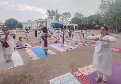 मेदिनीनगर की मोनिका प्रिया, जिन्होंने अकेले शुरू किया था योग करना आज उनके साथ हैं 50 महिलाएं