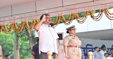 जैप 1 ग्राउंड, डोरंडा में आयोजित “बुनियादी प्रशिक्षुओं का पारण परेड समारोह को संबोधित करते हुए CM हेमन्त सोरेन ने कहा पुलिस बल में महिलाओं की बढ़ती भागीदारी हर्ष का विषय