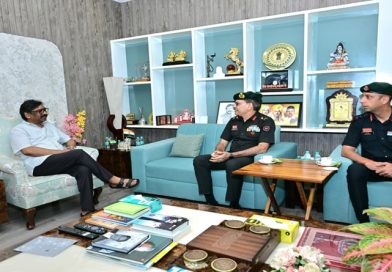 रांची में होनेवाले डूरंड कप को लेकर मुख्यमंत्री हेमन्त सोरेन से मेजर जनरल सज्जन सिंह मान एवं कर्नल हेमचंद्रा ने की मुलाकात