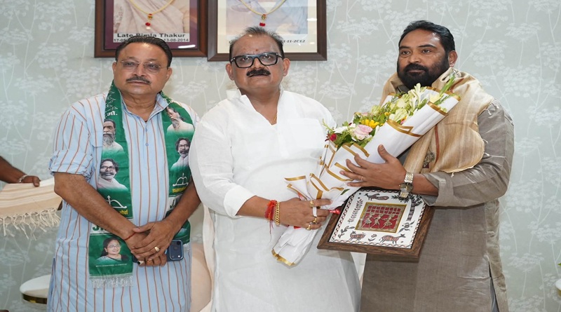 गढ़वा में एसआईआर को लेकर झामुमो के जिला स्तरीय प्रशिक्षण शिविर में विनोद पांडेय ने कहा लोकतंत्र की मजबूती के लिए मतदाता सूची का शुद्ध और अद्यतन होना अत्यंत आवश्यक