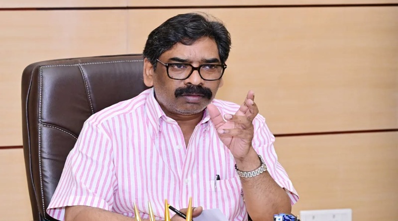 मुख्यमंत्री हेमन्त सोरेन ने पथ निर्माण विभाग की समीक्षा बैठक में अधिकारियों को लगाई फटकार, विभिन्न माध्यमों से आ रही शिकायतों व लंबित कार्यों को शीघ्र पूर्ण करने का दिया निर्देश