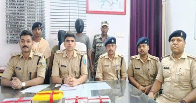 रामगढ़ में अवैध हथियार निर्माण की मिनी फैक्ट्री का भंडाफोड़, दंपति गिरफ्तार