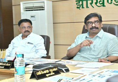 CM हेमन्त सोरेन ने उच्च एवं तकनीकी शिक्षा विभाग की उच्चस्तरीय बैठक में अधिकारियों से कहा राज्य को माइनिंग से माइंड की ओर ले जाने की तकनीक पर करें काम, झारखंड विश्वविद्यालय सेवा आयोग को करें क्रियान्वित