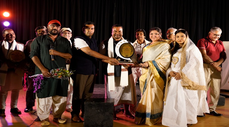 कलाकारों द्वारा किये गये शानदार अभिनय से मंच पर जीवंत हो उठा पलामू का इतिहास, संगीत नाटक अकादमी द्वारा आयोजित नाट्य महोत्सव में हुआ नाटक का मंचन
