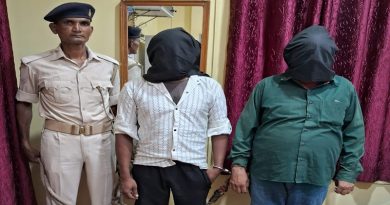 पेट्रोल छिड़ककर युवक को जिंदा जलाने के प्रयास मामले में दो आरोपी गिरफ्तार