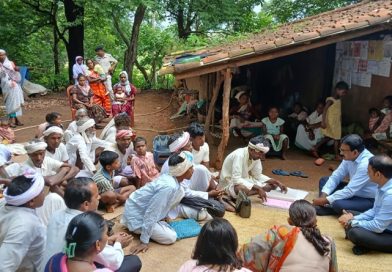 प्रशंसनीय कार्यः के रवि कुमार ने जनजातीय समुदाय के लोगों से मिलकर, उन्हें इन्यूमरेशन फॉर्म भरकर अपने बीएलओ को जमा करने के लिए किया प्रेरित