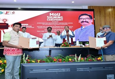 CM हेमन्त सोरेन की उपस्थिति में झारखण्ड फ़िल्म डेवलपमेंट कॉर्पोरेशन लिमिटेड और सत्यजीत रे फिल्म एंड टेलीविजन इंस्टीट्यूट, कोलकाता के बीच MoU संपन्न