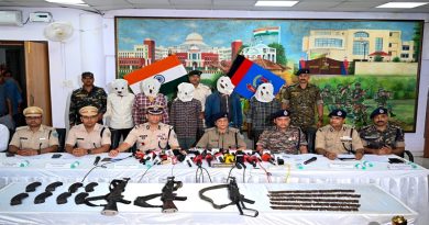 ऑपरेशन ‘दौरा पहाड़’ में झारखंड पुलिस को मिली सफलता, 2.20 करोड़ के इनामी माओवादी पोलित ब्यूरो सदस्य मिसिर बेसरा समेत चार शीर्ष नक्सली गिरफ्तार, तीन AK-47, 288 गोलियां बरामद