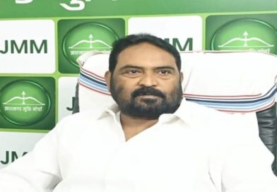 छात्रों की आड़ में भाजपा की राजनीति बेनकाब, झारखंड की खनिज संपदा पर नजर नहीं डालने देंगे: विनोद पांडेय