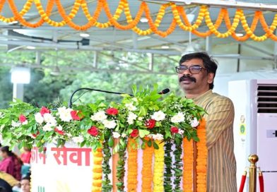 CM हेमन्त सोरेन ने झारखण्ड राज्य की अग्निशमन एवं फायर सेफ्टी व्यवस्था को अत्याधुनिक और सुदृढ़ बनाने के उद्देश्य से कुल 58 आधुनिक वाहनों को हरी झंडी दिखाकर किया रवाना