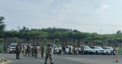 पुलिस की सारी बेरिकेटिंग धरी की धरी रह गई, 26 साल में पहली बार आंदोलनकारी पहुंच गये विधानसभा परिसर के निकट, पुलिस द्वारा बल प्रयोग करने के बावजूद छात्रों के हौसले बुलंद, इधर एल खिंयाग्ते गिरफ्तार
