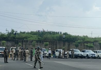 पुलिस की सारी बेरिकेटिंग धरी की धरी रह गई, 26 साल में पहली बार आंदोलनकारी पहुंच गये विधानसभा परिसर के निकट, पुलिस द्वारा बल प्रयोग करने के बावजूद छात्रों के हौसले बुलंद, इधर एल खिंयाग्ते गिरफ्तार