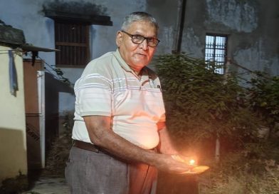 कवि रवि शंकर पांडेय ने पीएम मोदी को जन्मदिन पर दी बधाई, कहा – फिर से कल एक वृहद भारत उभरेगा विश्व के मानचित्र पर, व्यापक इस चिंतन के क्षितिज का आकाश बढ़ा है मोदी से…