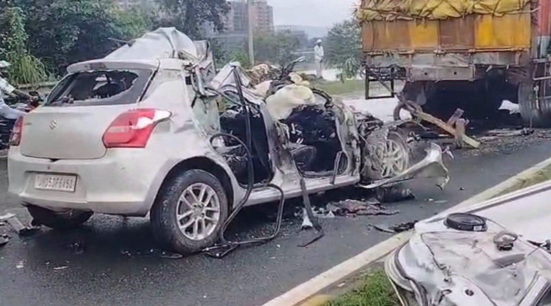 जमशेदपुर में भीषण सड़क हादसा में मंत्री दीपिका पांडेय की बेटी समेत चार की दर्दनाक मौत, मुख्यमंत्री हेमन्त सोरेन समेत कई राजनीतिज्ञों ने किया शोक व्यक्त