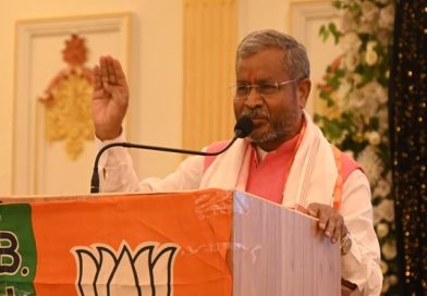 नेता प्रतिपक्ष ने RMC के IAS अधिकारी सुशांत गौरव की भूमिका पर उठाया सवाल, कहा इनका आचरण झामुमो कार्यकर्ता जैसा