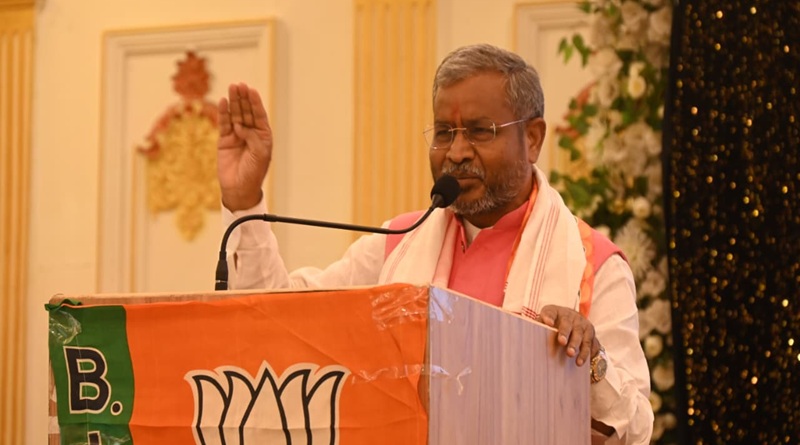 नेता प्रतिपक्ष ने RMC के IAS अधिकारी सुशांत गौरव की भूमिका पर उठाया सवाल, कहा इनका आचरण झामुमो कार्यकर्ता जैसा