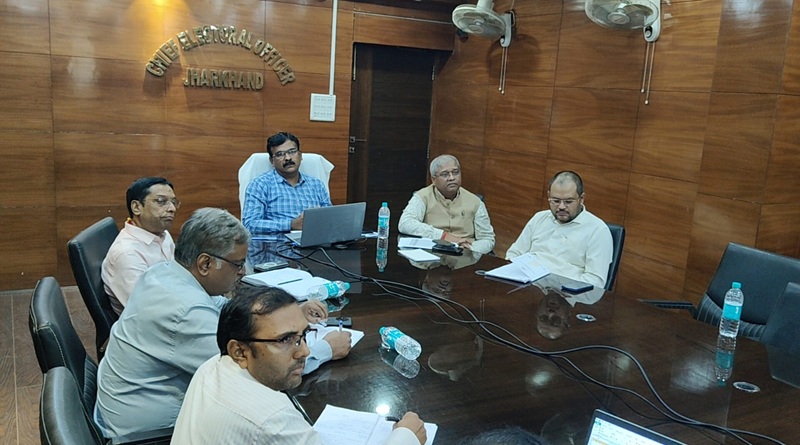 एसआईआर की मतदाता सूची में फॉर्म 6 के माध्यम से नाम जुड़वाने के लिए 7, 8 एवं 9 को विशेष डिजिटाइजेशन कैंप एवं 10 अक्टूबर को सभी मतदान केंद्रों पर BLO व BLA-2 की बैठक सह मेगा हेल्प डेस्क का आयोजन