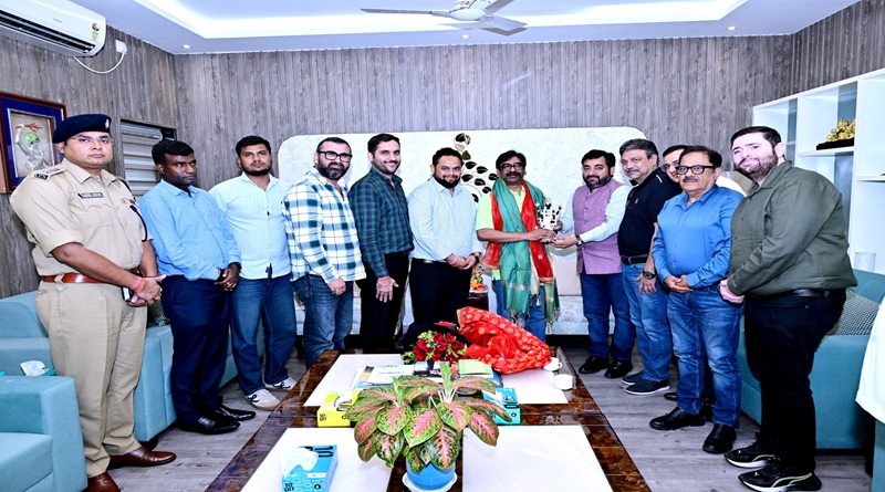 मुख्यमंत्री हेमन्त सोरेन से पंजाबी हिन्दू बिरादरी (दशहरा कमेटी-2026), एवं दुर्गा पूजा एवं रावण दहन समिति के एक संयुक्त प्रतिनिधिमंडल ने की शिष्टाचार मुलाकात