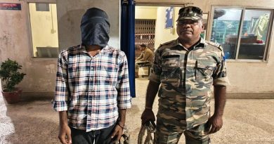 बोकारो के चंद्रपुरा में बिना प्रशासनिक अनुमति के आयोजित डांडिया कार्यक्रम में एक युवक ने लड़की के साथ की छेड़खानी व मारपीट, युवक को गिरफ्तार कर भेजा गया जेल