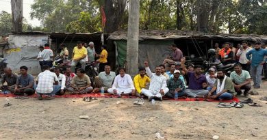 HC के आदेश पर खुले BSL के सभी गेट, टूटी नाकेबंदी, विस्थापित अप्रेंटिस संघ के आंदोलन के बीच प्रशासन की कार्रवाई, औद्योगिक गतिविधियां सामान्य करने की पहल, टू-टैंक गार्डन में शांतिपूर्ण प्रदर्शन की अनुमति