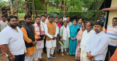 लक्ष्मीकांत मुंडा हत्याकांड: भाजपा प्रतिनिधिमंडल ने पीड़ित परिवार से की मुलाकात, सात दिनों में खुलासा नहीं होने पर उग्र आंदोलन की दी चेतावनी